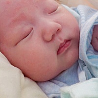 我家宝宝又白又胖，祝大家好孕