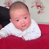 感觉生完宝宝后都快精神分裂了，脾气暴躁了不少，娃哭闹哄不好的时候就很火大，又凶他又打他屁股的，等...