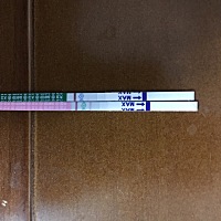 请问各位，我这是怀了吗？还是我眼花了？？？