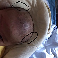 这个头型该怎么调整哦，两边有点凸出来