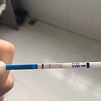 怀孕初期小腹痛，正常吗？好担心 末日月经二月19至28 三月九号安排 三月二十测早孕有印 今天官方，hcg46...