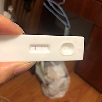 上次姨妈2月23，已经延迟2天了，好淡的两条