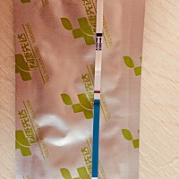 17,18的排卵日，今天测了白班，月经是3月4号来的，排卵后两次出血，还有没有戏啊