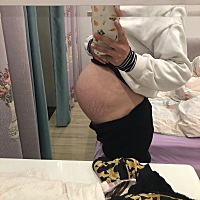来报喜啦，3.21号剖腹产7.8斤男宝宝一枚，孕前94，产前136，产后第五天称是114斤。没有止疼针和镇痛...