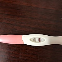 18号安排的，这几天感觉有很多之前没有的症状，如呕吐，肚子不舒服等，忍不住好奇，晚上又测了下！真的...