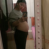 大家来说说，我这肚型是男宝还是女宝。