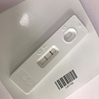有多囊卵巢综合症，吃了半年达英，促了两个月的排卵后，停药第二个月月经推迟了一周啦，自己用早孕试纸...