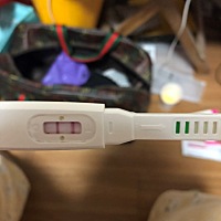 这是什么情况，是怀了吧