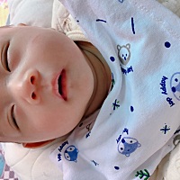 宝宝41天了，一开始以为生下来就好了，其实生下来只是刚开始，从宝宝的到来，我没有睡过一个超过3个小时...