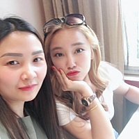 最后一张是刚出月子的我，比起以前是不是胖了不少，女人真的不能怀孕生孩，身材完全变形，以前的衣服完...