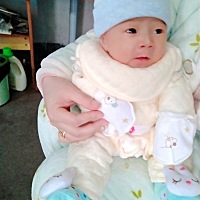 有没有坐月子感冒的。一家三口都感冒的。