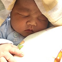 老大女孩叫吴曦媛，老二四天前出生女宝，叫吴舒媛好听，还是吴歆媛好听，太纠结。