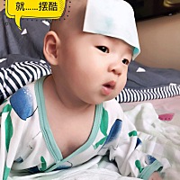 打完疫苗第三天，发烧了，也不知道是不是疫苗的原因。最高体温38.5。现在在37.5左右徘徊。不知道晚上会...