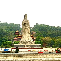 每年都会过来天后宫帮我们馨宝的客户祈福，祈求顺利平安，添丁添福！