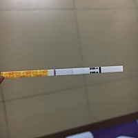 月经推迟13天，依旧白到你发亮😂