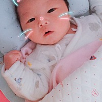 小宝20天了，之前一直特别乖，这俩天每晚凌晨1到3点就闹，时间一过又好好的睡，怎么回事呀