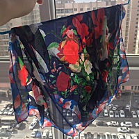 我家婆婆给四个月大的男宝宝买的纱巾，说是春天风大让裹在头上……我说“谢谢妈”，然后洗干净晾起来了...