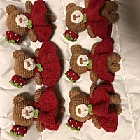 有没有跟我一样爱手工编织的，孕期自学摸索，给宝宝钩了好多小玩偶，娃出生之后，遇到了梦之颖，让我的...