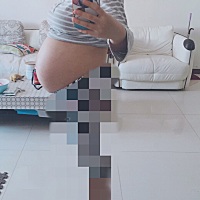 30周的肚子，不是很大，这是个什么形状…感觉有点靠下，拍出来的图片看着不如实际的肚子大…不确定是佩...