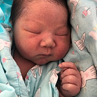 已生男宝 顺产 7.4斤 一度撕裂