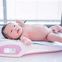 孕晚期发育：37-40周佩奇快来到喽  37周后：胎宝宝已经完全发育成熟，体温调节功能和免疫力已逐渐完善。...