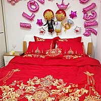 宝妈们。你们剖腹产的下面流血流了多久啊。我现在都22天了。下面流的是焦糖色像鼻涕一样的。有没有同款...