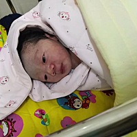 3月29住院，上午见红，因为家离医院近，走路五六分钟到，中午回家吃个饺子，拿点东西，晚饭六点多回家熬...