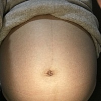 老大儿子，好想腹中是个闺女，还有二个多月就要卸货了，也不知道是佩奇还是乔治