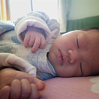 母乳不够宝贝吃，吃了那么多猪蹄汤，鲫鱼汤，老母鸡汤，黑鱼汤，丝瓜蛋汤，排骨山药汤怎么就是不见奶水...