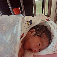 宝宝今天已经第四天了…… 41➕1生的，顺产无侧切有撕裂 男孩一枚，二胎生的很快，但也超疼。过程不敢回...