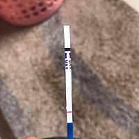 感觉多一条好细好细的红线呀，可是照片一点都拍不出来，希望好运🍀