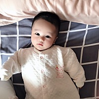 一百天不剪光头了，剪短了，像个男孩子了👦