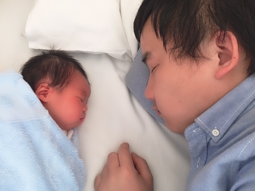 一个模子刻出来的？为啥不像我😂😅