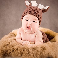 宝贝满月照😘😘