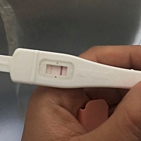 3.14来的姨妈，前两天感觉胸疼，肚脐眼也有点疼，然后测了一下居然有了。。。