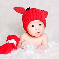 宝贝的月子照，还是上门服务哦。态度太好了。宝贝今天我们也满月了噢。咱们娘两终于熬出头了。明天可以...