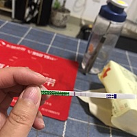 前两天测淡淡的印，今天测就加深了，这样是不是中奖了，想去医院检查，各位宝宝有没有推荐做什么检查的