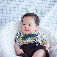 宝宝百天照出来了！开心！祝大家都能心想事成！宝宝健康快乐成长！