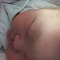 报喜，2019年4月4日，孕40+1周，剖宫产一女，8.2斤，现在正式切换育儿模式。