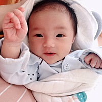 生完的宝妈们恶露多久结束啊？我十天就没了……正常吗？我是超预产期住院几天医生给人工破水躺着痛了一...