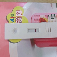 4号排卵日，4号小腹坠胀一天，6号开始乳房刺痛体温也是37度左右  结果11号早上测试好明显的单杠啊   哪...