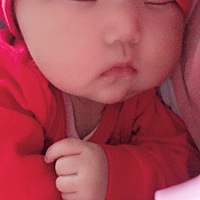 不知道是不是因为坐月子的时候哭了好几次 还有玩手机的原因 现在宝宝才两个多月 最近眼睛特别难受 看东...