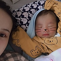 生完宝宝一个星期没有长妊娠纹还会不会过后长？顺产开七指侧切一个半小时男宝宝一枚。做检查的时候医生...