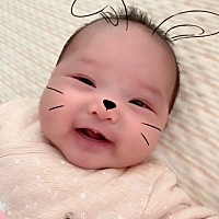 爱笑的宝宝，我们三个月啦！仿佛生他还是昨天的事。😄