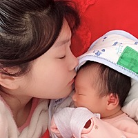 女宝宝出生15天了，姓曹，请各位大神想个名字。谢谢