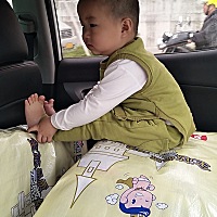 不知是不是月子里落下的病，都会腿酸疼，晚上都彻夜难眠。现在每天睡觉都得抱着老公睡觉😂️，可老公...