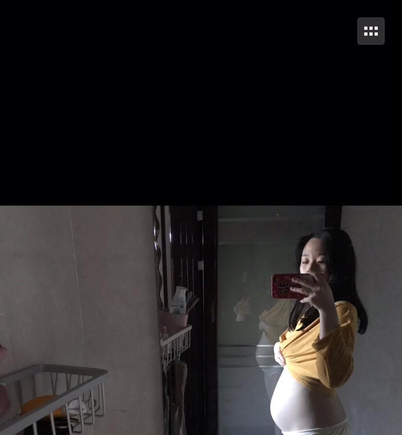 23周肚子是不是很大了  体重上升很快。。