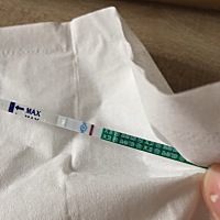 备孕第二个月，3.21末次，4.3排卵，昨天测了一下，不知道是不是自己幻觉，总感觉有浅浅的一杆，有没有一...