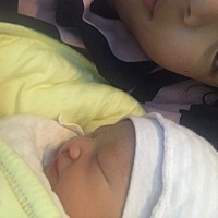 羊水少来不及到预产期生，提前刨了，喜提小美女一枚 😁，祝你们预产期快到的宝妈们要啥得啥✌️