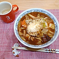 今天的晚饭 😉😉味噌乌冬面 老公辛苦啦☺ 名古屋味噌乌冬面